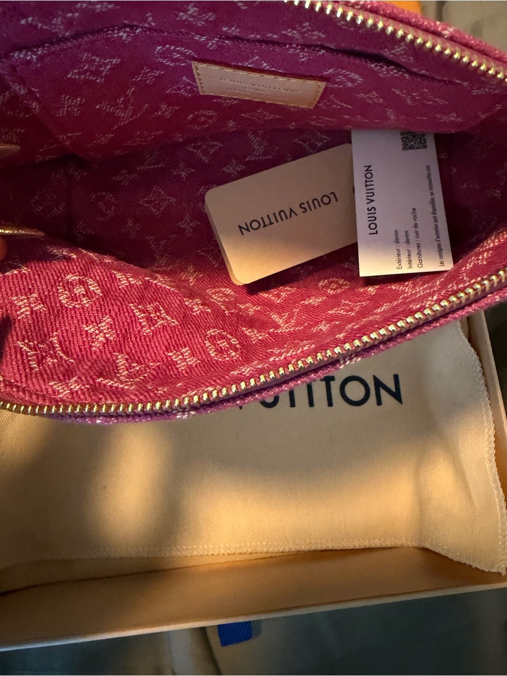 Louis Vuitton denim cosmetic pouch - Picture 8 of 10